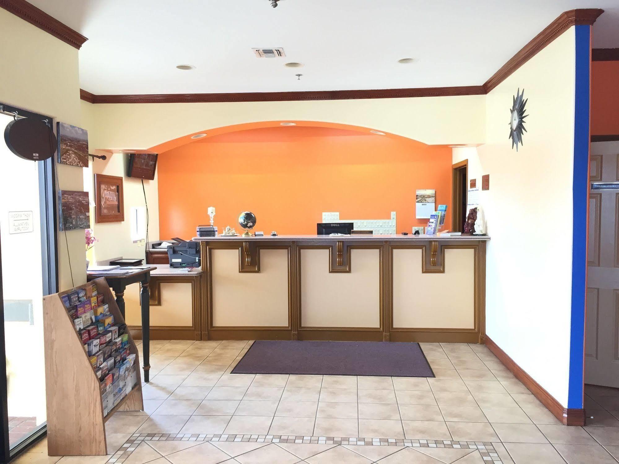 Boca Chica And Motel 2*